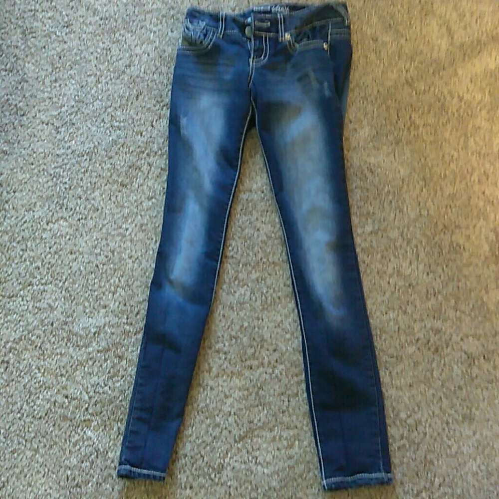 Blue skinny jeans